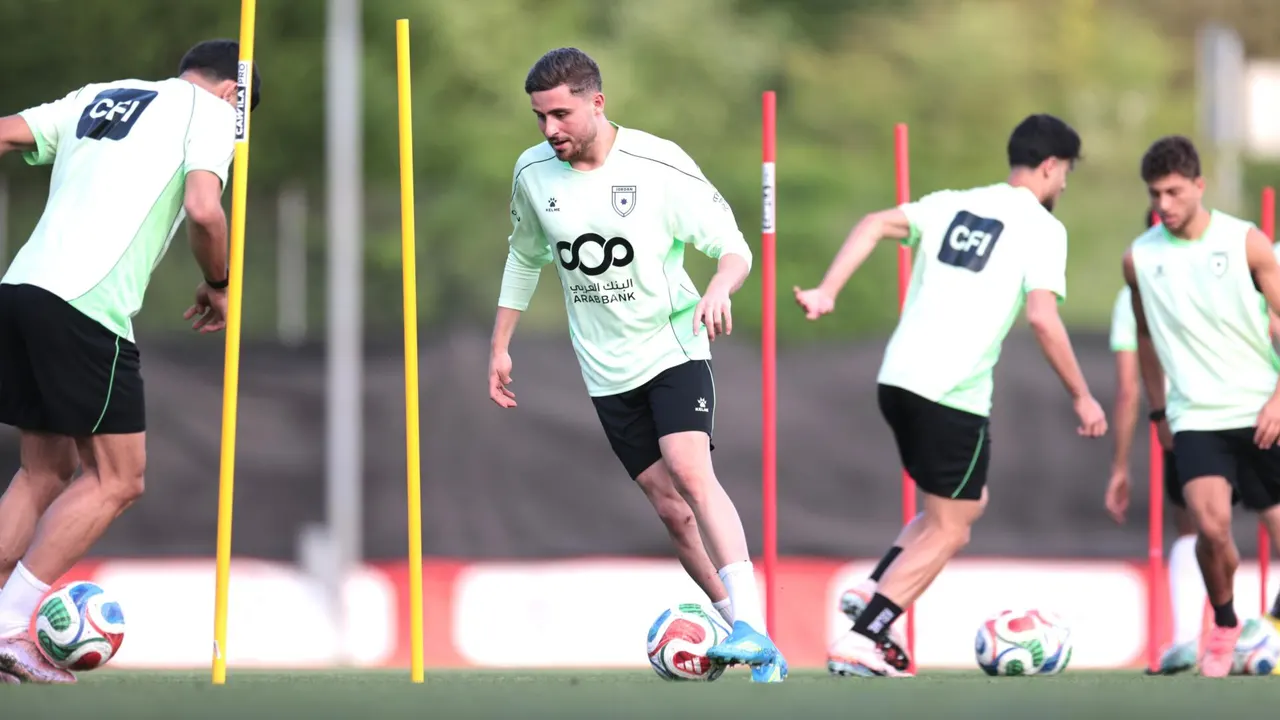 منتخب النشامى يباشر تدريباته في سويسرا